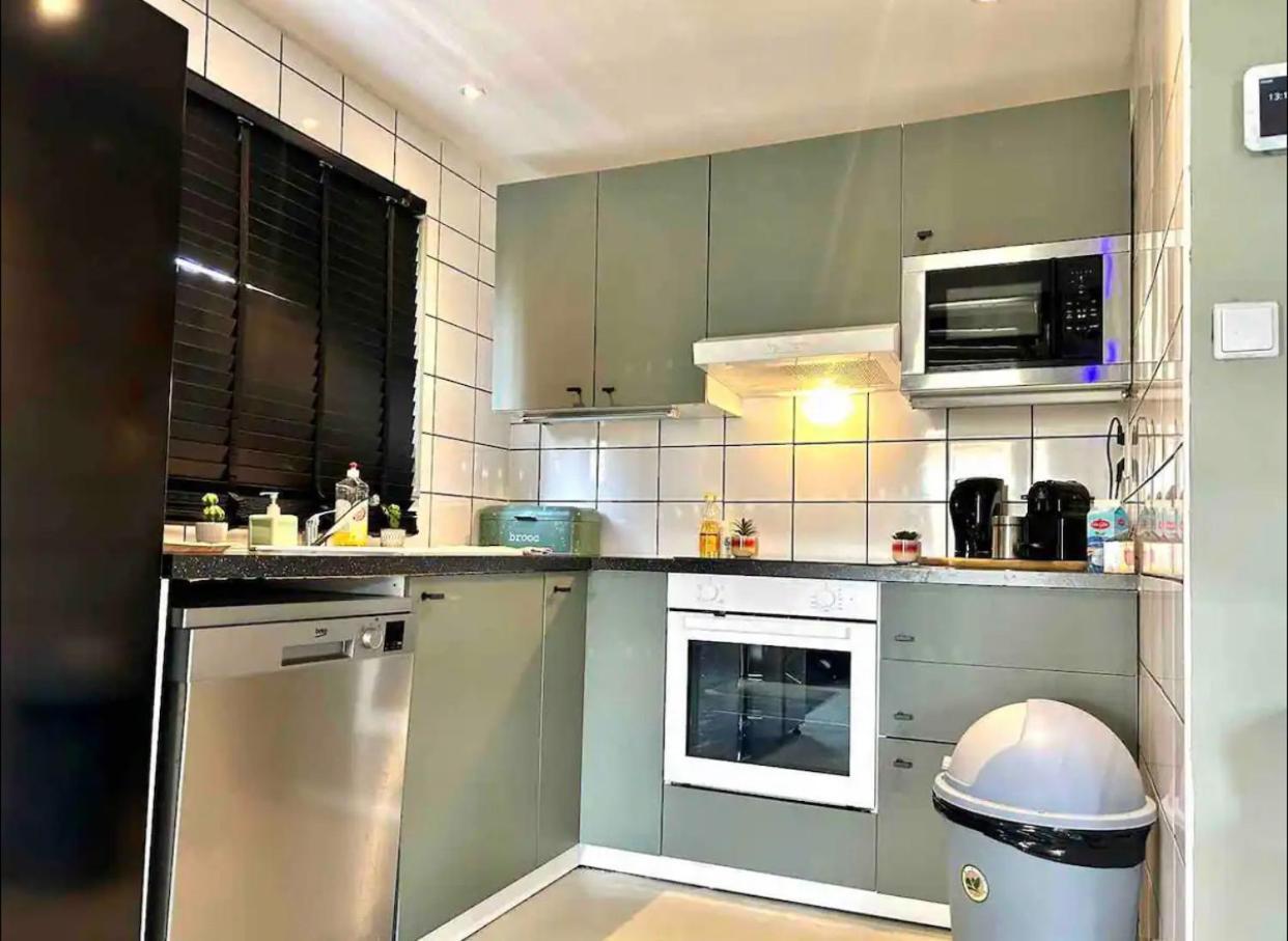 Jungle Style Lodge With Jacuzzi ,Sauna And Garden Near Amsterdam Vijfhuizen Zewnętrze zdjęcie